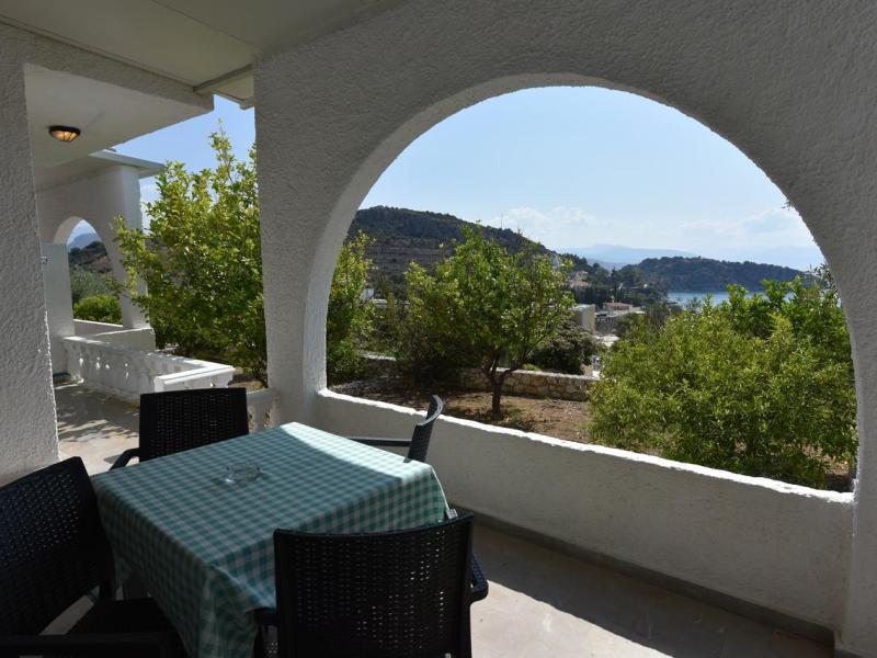 Phaistos Hotel 