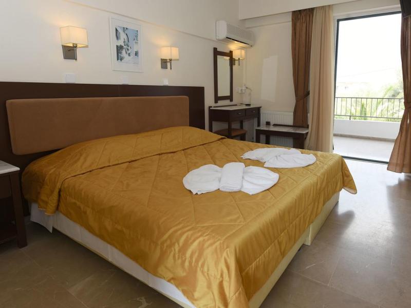 Phaistos Hotel 