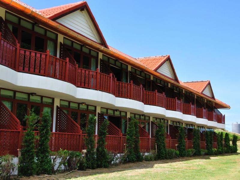 Phi Phi Erawan Palms Resort