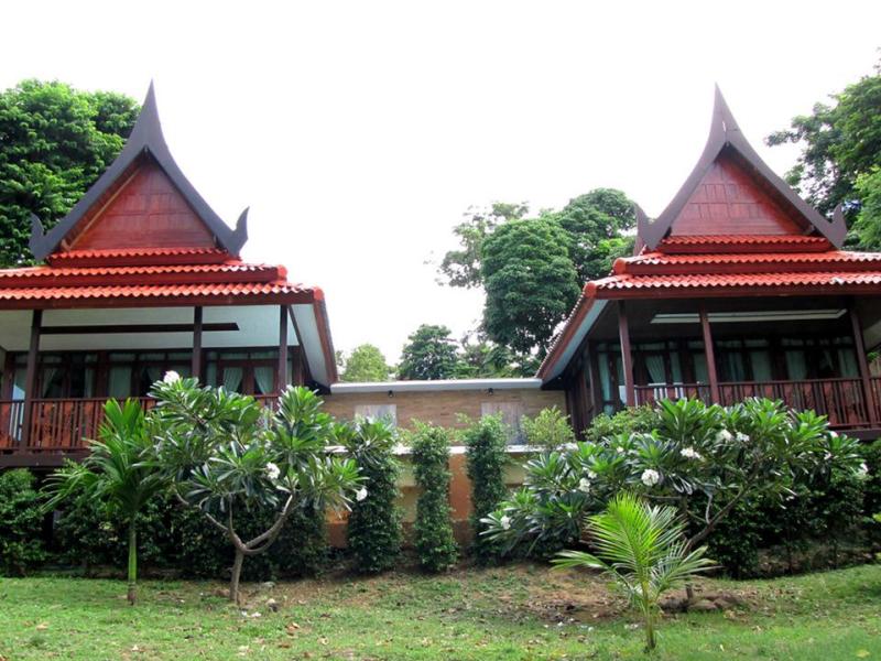 Phi Phi Natural Resort