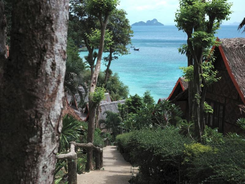 Phi Phi Relax Beach Resort