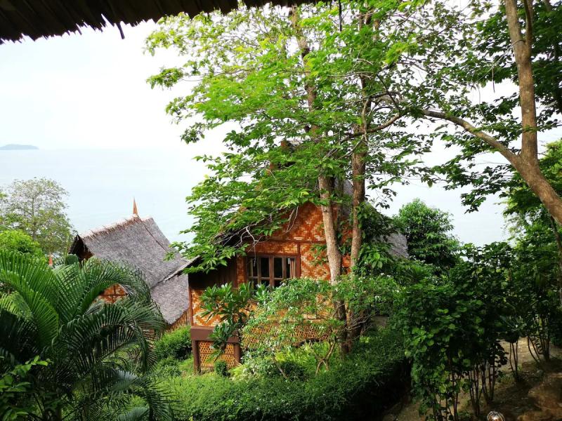 Phi Phi Relax Beach Resort