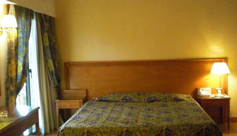 Philippe Luxor Hotel