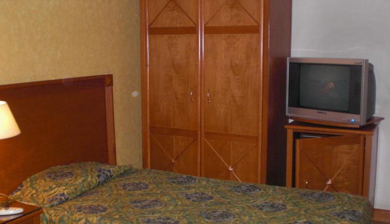 Philippe Luxor Hotel