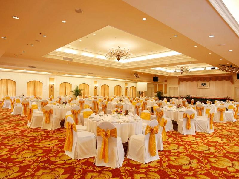 Phuket Graceland Resort & Spa