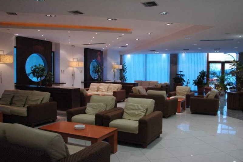 Aristoteles Holiday Resort & Spa