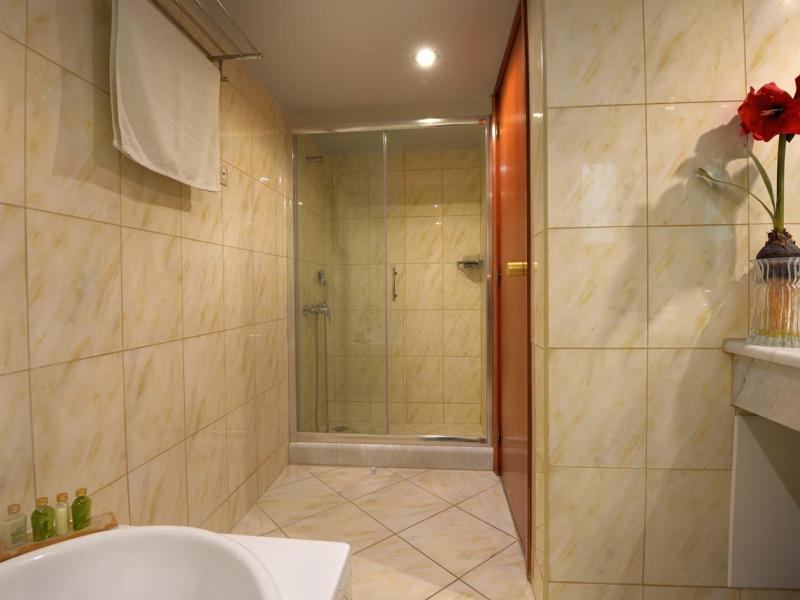 Ariti Grand Hotel