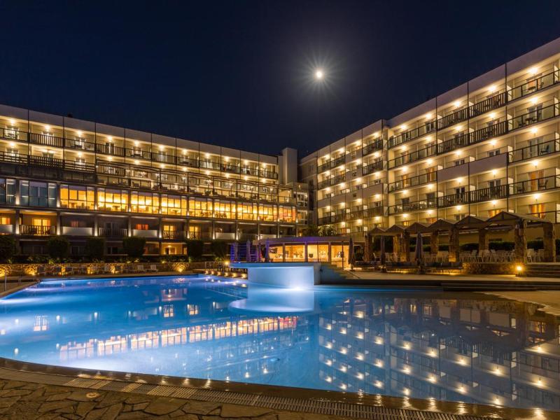 Ariti Grand Hotel