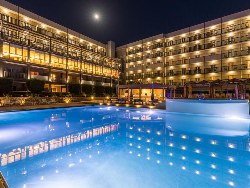 Ariti Grand Hotel