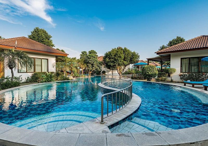 Pinnacle Grand Jomtien Resort & Spa