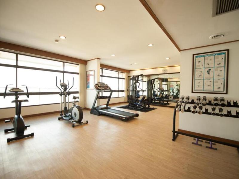 Pinnacle Lumpinee Park Hotel