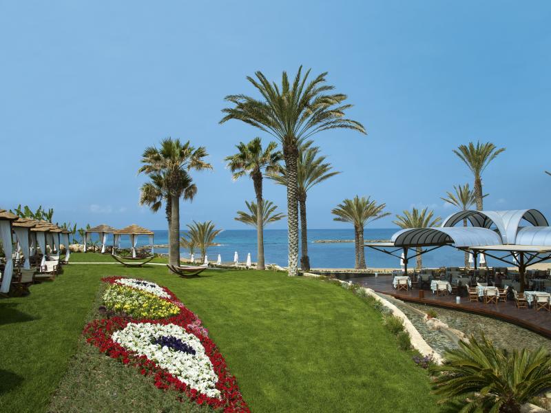 Constantinou Bros Pioneer Beach Hotel