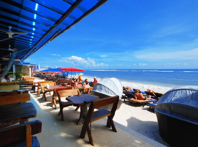 Ark Bar Beach Resort