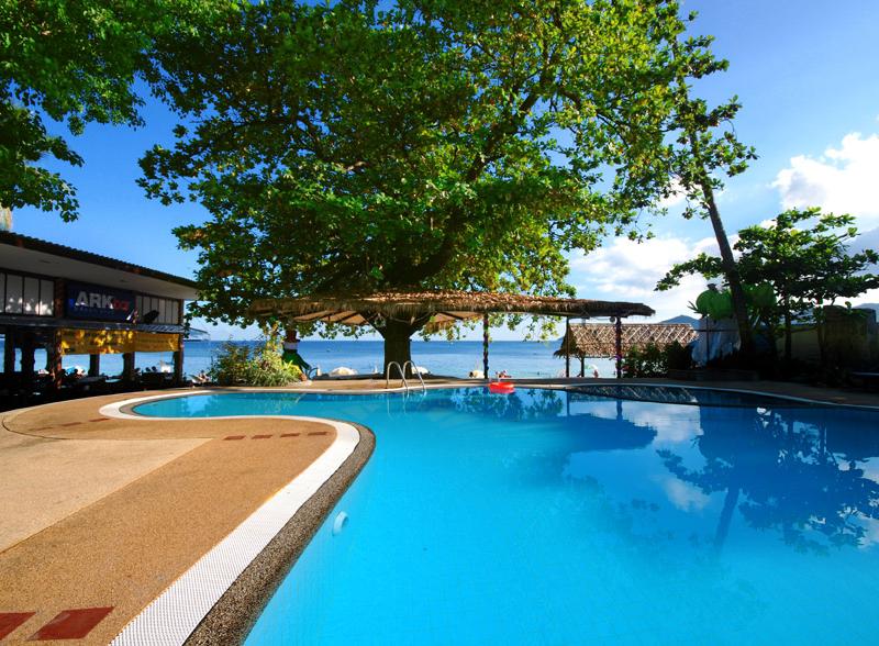 Ark Bar Beach Resort