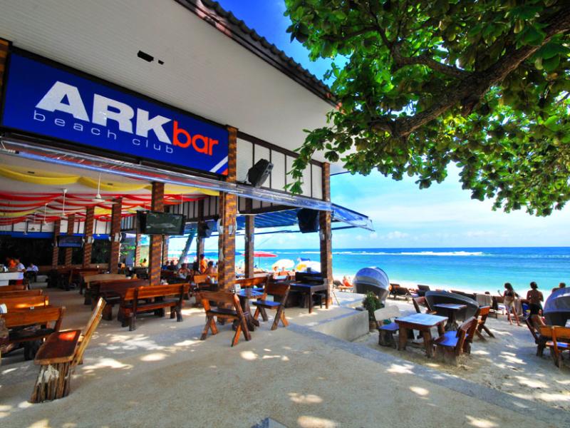 Ark Bar Beach Resort