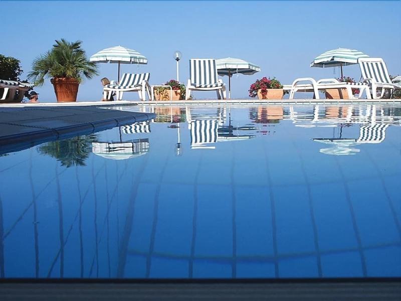 Hotel Pithaeusa
