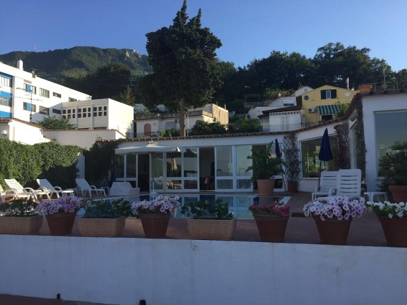 Hotel Pithaeusa