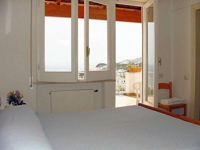 Hotel Pithaeusa