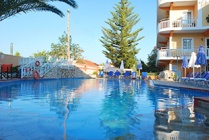 Planos Beach Hotel