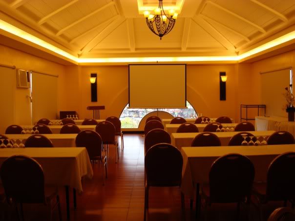 Planta Centro Bacolod Hotel & Residences