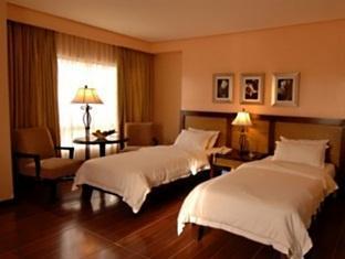 Planta Centro Bacolod Hotel & Residences