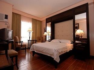 Planta Centro Bacolod Hotel & Residences