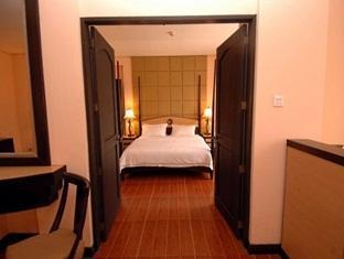 Planta Centro Bacolod Hotel & Residences
