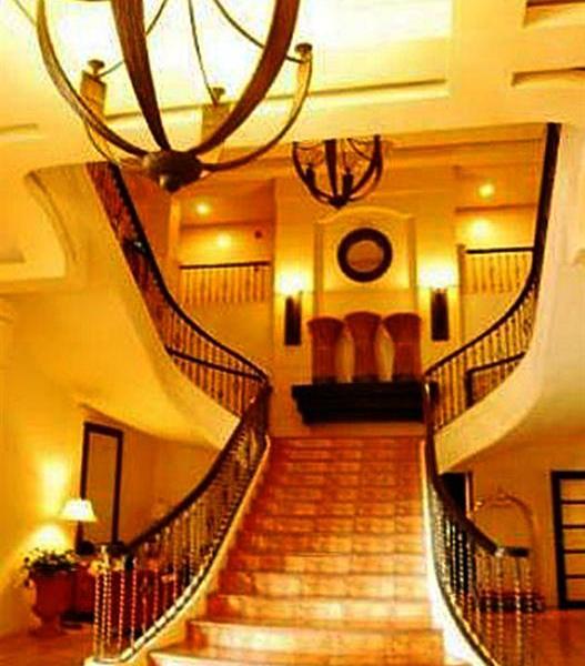 Planta Centro Bacolod Hotel & Residences