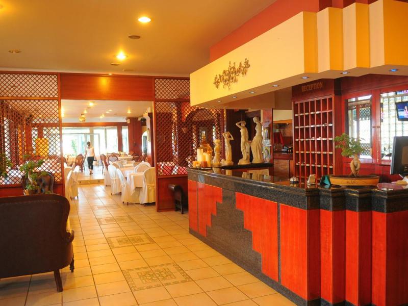 Platon Beach Hotel