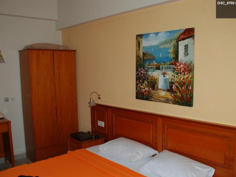 Platon Beach Hotel