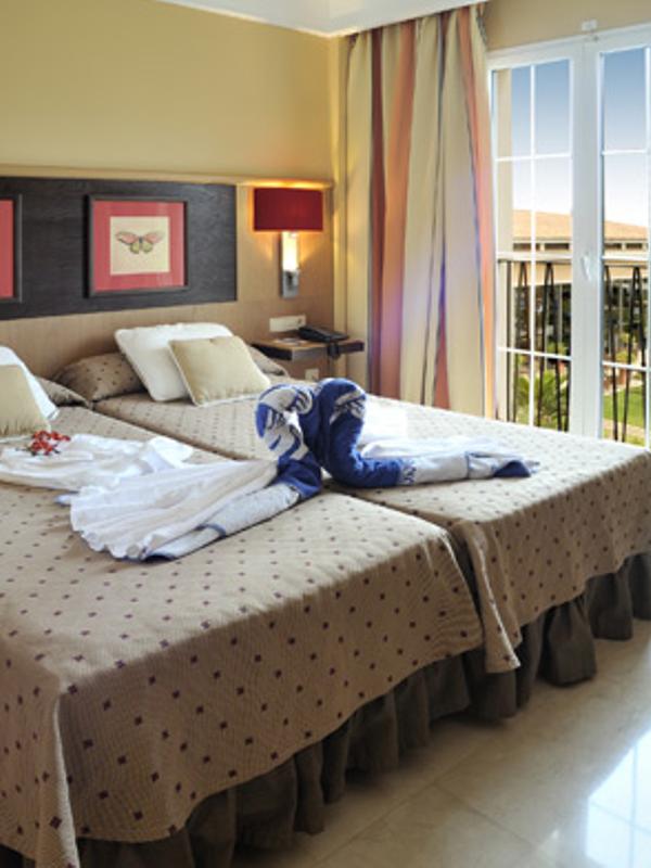 Grupotel Playa de Palma Suites & Spa