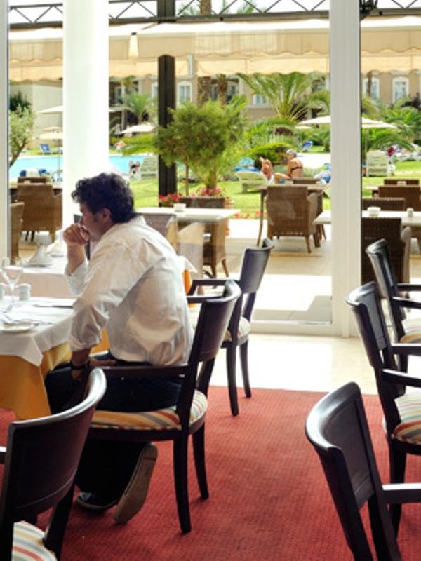 Grupotel Playa de Palma Suites & Spa
