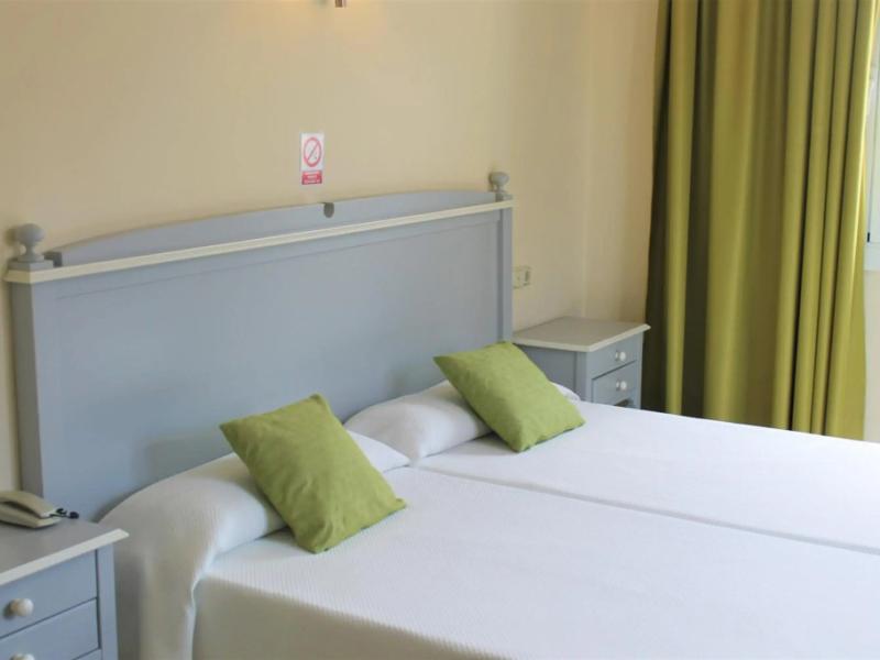 Hotel Playa Sol