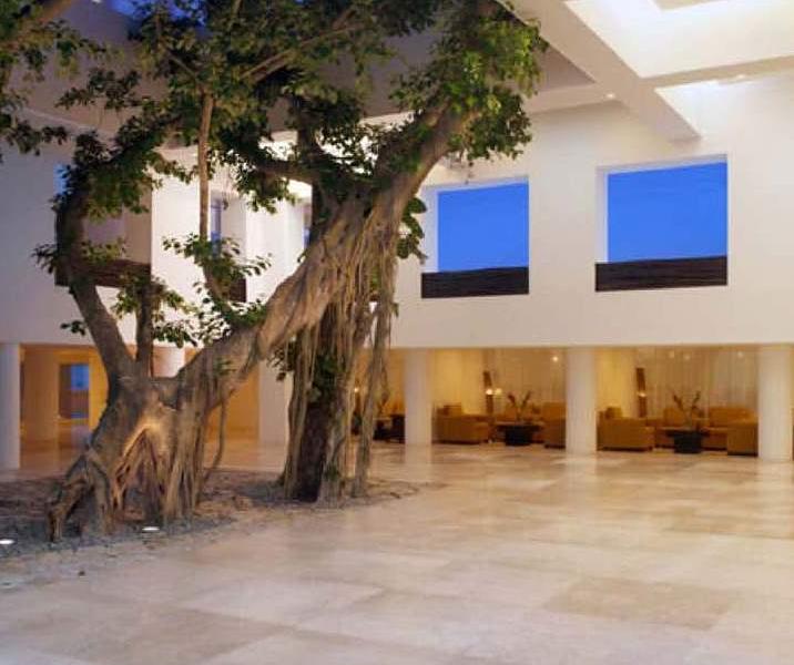 Playacar Palace