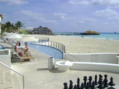 Playacar Palace