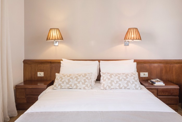 Avra City Hotel