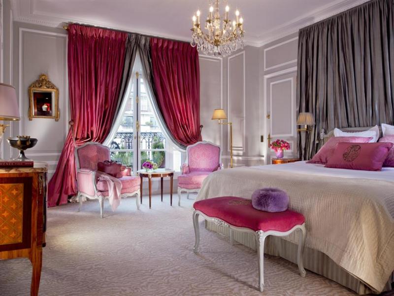 Plaza Athenee