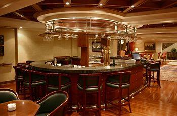 Plaza El Bosque Park & Suites