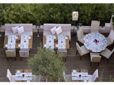 Plaza Vouliagmeni Strand Hotel