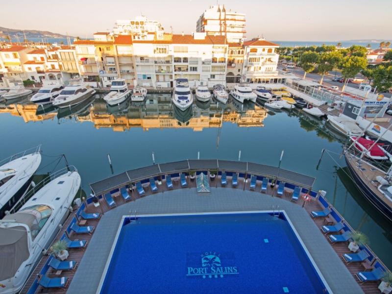 Port Salins