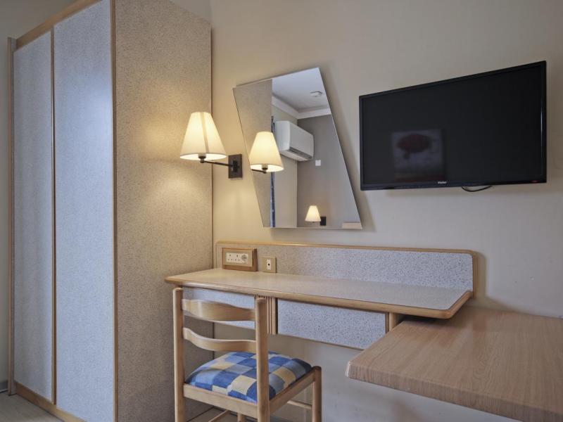 Porto Azzurro Aparthotel