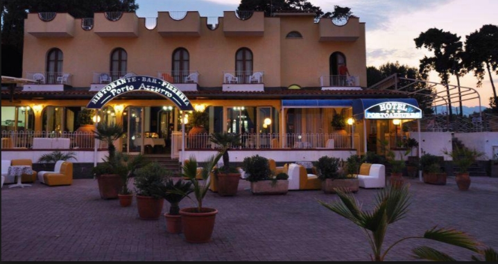 Porto Azzurro Hotel