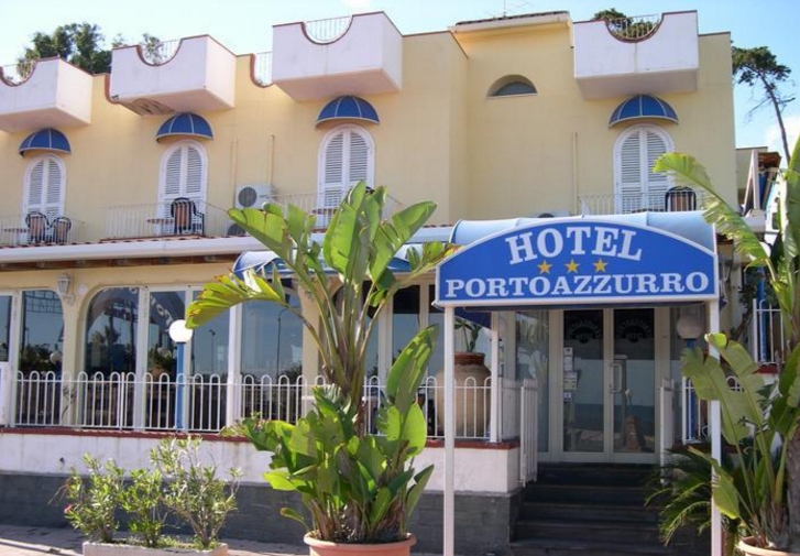 Porto Azzurro Hotel