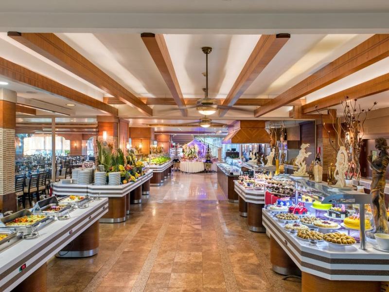 Porto Bello Hotel Resort & Spa