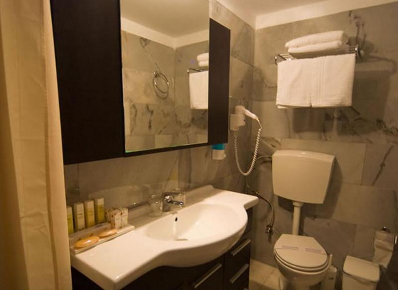 Karma Porto Paros Hotel & Villas