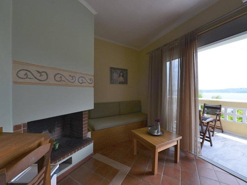 Porto Valitsa Resort