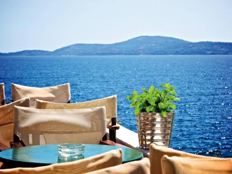 Porto Valitsa Resort