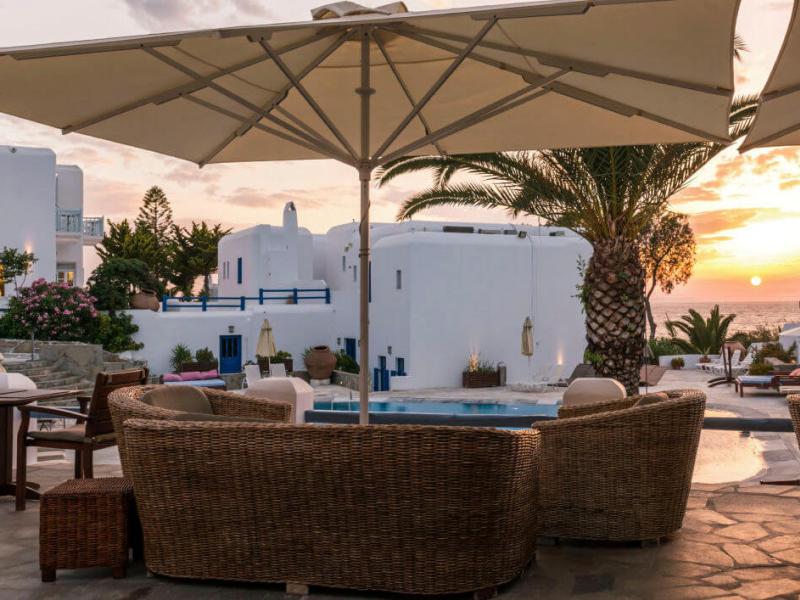 Poseidon Hotel & Suites