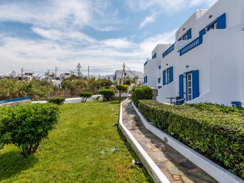 Poseidon Hotel & Suites