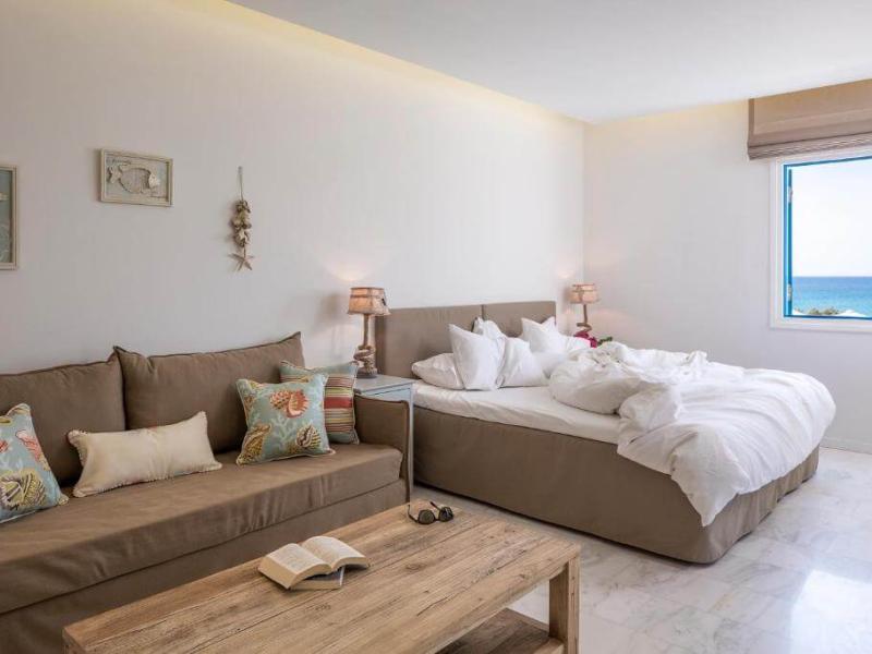 Poseidon of Paros Hotel & Spa